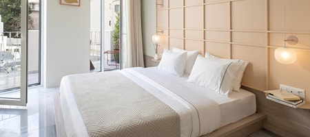 Milioni Suite with small balcony