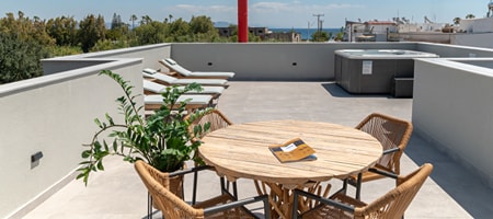 Maisonette with Sea View & Outdoor Jacuzzi