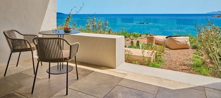 Infinity blue Room with Private Sundeck