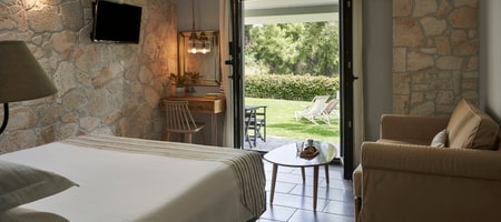 Junior Suite with Garden View