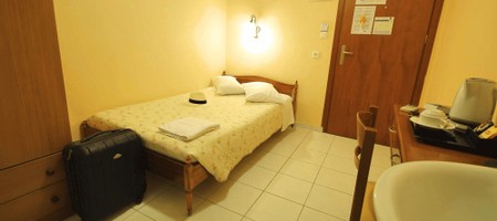 Single Room with external Private Bathroom