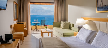 Deluxe Room with Sea View