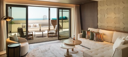 Sea view Suite private pool