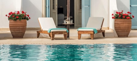 Bungalow Family Sharing Pool