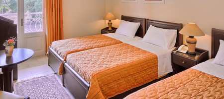 Triple Room with Side Sea View