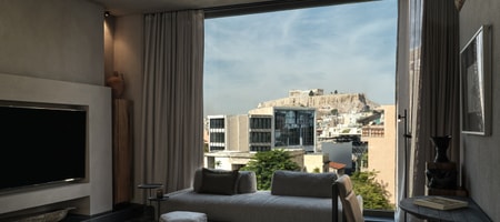 Acropolis View Supreme Suite Outdoor Jetted Tub