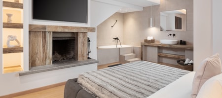 Honeymoon Suite