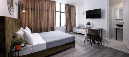Enattica Monastiraki Living