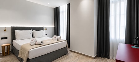 Deluxe Double with Balcony (S)