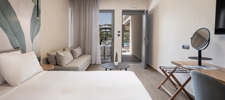 Economy double room on ground floor - pool view