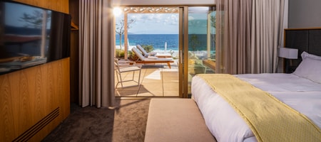 Front Sea & Pool View Bungalow
