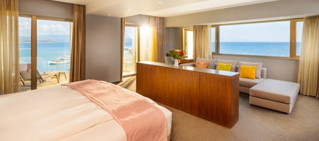 Supreme Sea View Suite