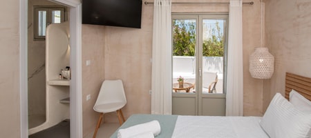 5. Deluxe Room with Side Sea View