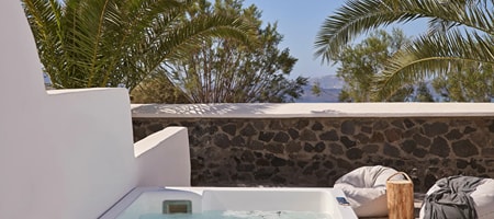 Junior Suite with Jetted Tub & Garden View 27m²