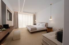 Executive Suite Garden View with Private Pool