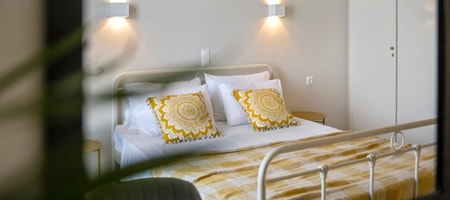 2-Bedroom Apartment with Seaview Rooftop