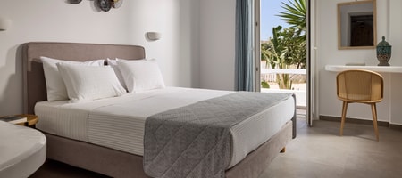 One Bedroom Apartment with Balcony & Sea View