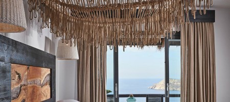 HEAVENLY Retreat Sea View GUESTROOM with Outdoor Jacuzzi