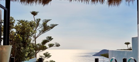 SIGNATURE Retreat Sea View GUESTROOM with Private Pool