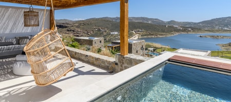 Rock Suite with Jacuzzi  | Panormos