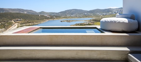 Deluxe Suite with Jacuzzi | Panormos