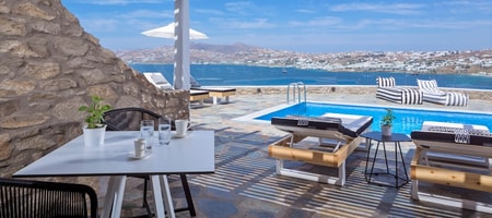 Up Beat Loft Suite Sea View with Sharing Pool