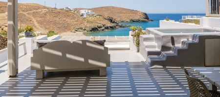 Rock Sea View Residence with Jacuzzi – 2BDR