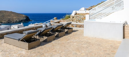 Costa Mare Sea View Residence with Jacuzzi – 2BDR
