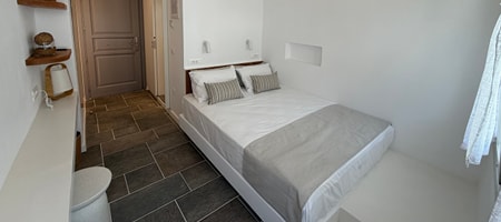 Single Room with Mountain View