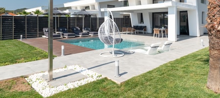 Villa White
