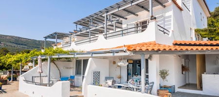 Nafsika Residences & Apartments