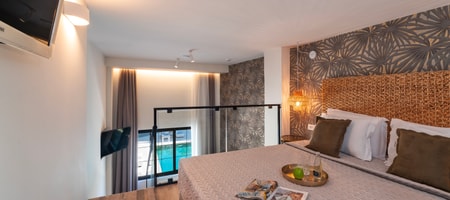 Superior Loft with Pool view