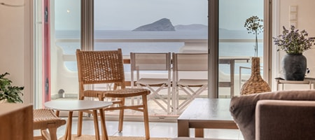 Signature Suite with Panoramic Sea view