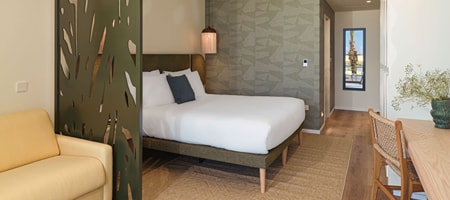 Swim-Up Junior Suite Pool View