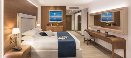 Aqua Marine Suite Waterfront with Outdoor Whirlpool and Gym 