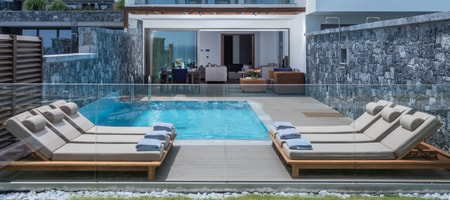Presidential Villa 3 Bedrooms on Two Floors Sea View with Private Pool SweetSauna and Gym