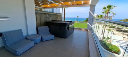 Junior Suite with outdoor Jacuzzi