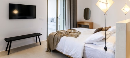 Deluxe Suite with Jacuzzi