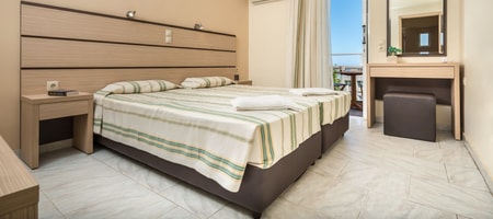 Triple room
