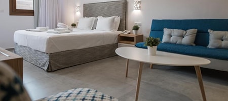Mamma Mia Honeymoon Suite with Outdoor Pool and Sea View