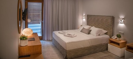 Luxury Suite with Private Pool
