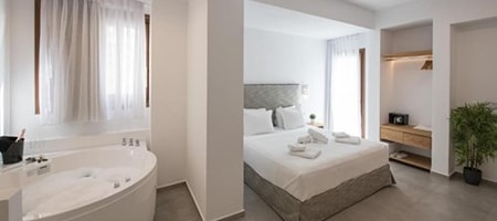 Honeymoon Suite Sea View with Indoor Jacuzzi