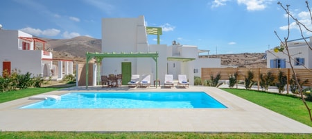 Villa Sand Lily