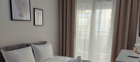 1 Bedroom Apartment with Side Sea View