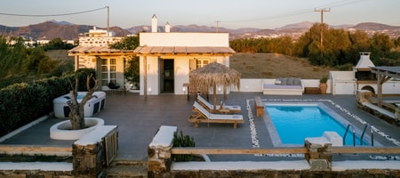 Villa with Private Pool and Outdoor Hot Tub