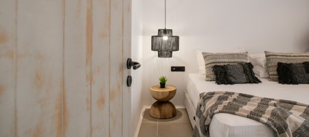 One Bedroom Apartment