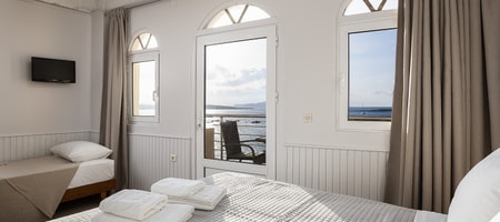 Triple Room with Sea View