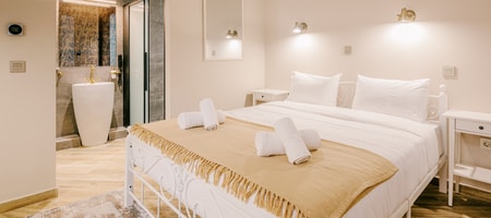 Hypatia- Executive Triple Room Ground Floor