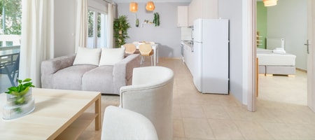 One-bedroom suite | Just 5-minutes drive from our hotel