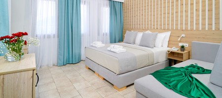 Deluxe Triple Room